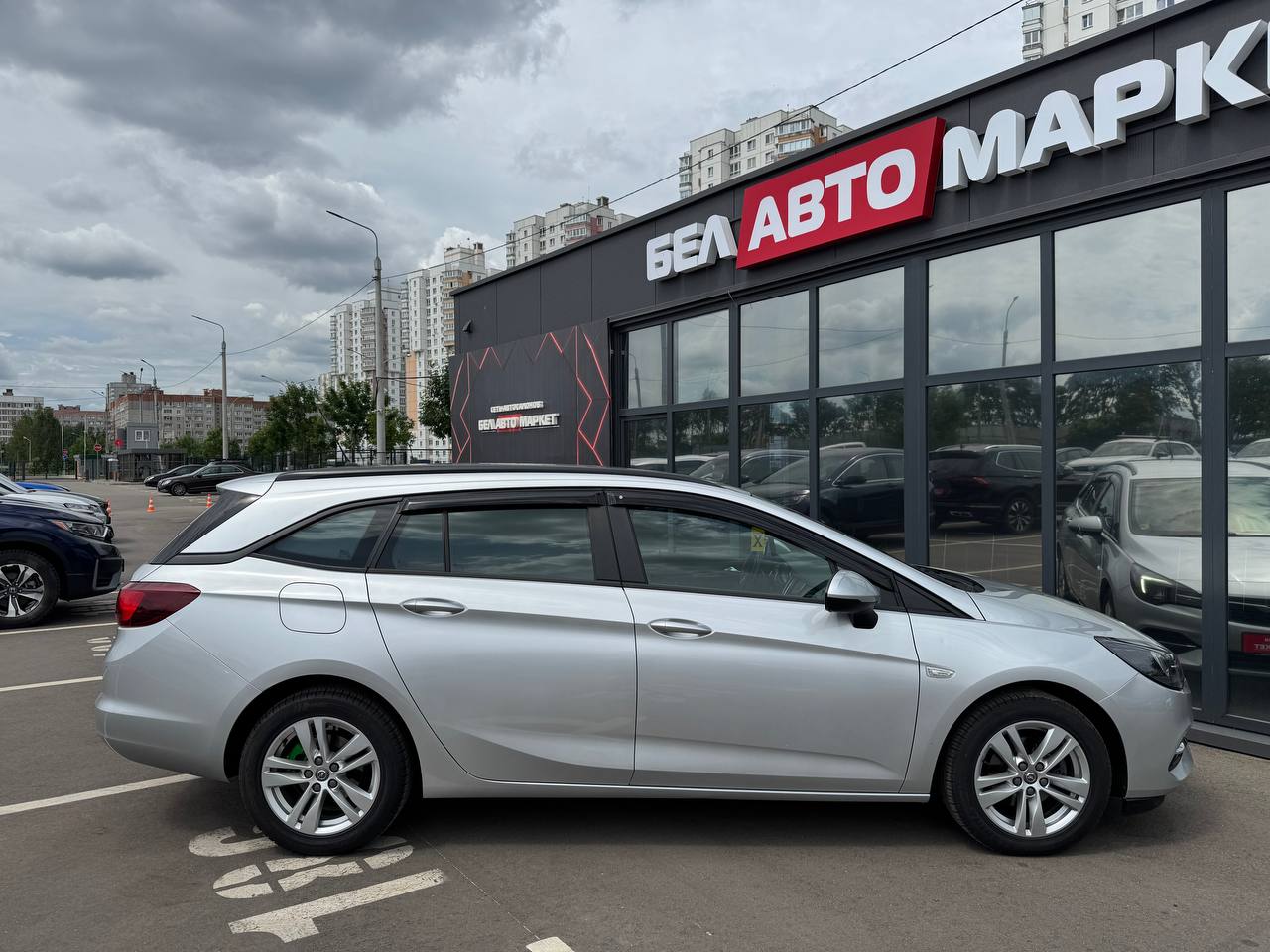 Фото автомобиля 3