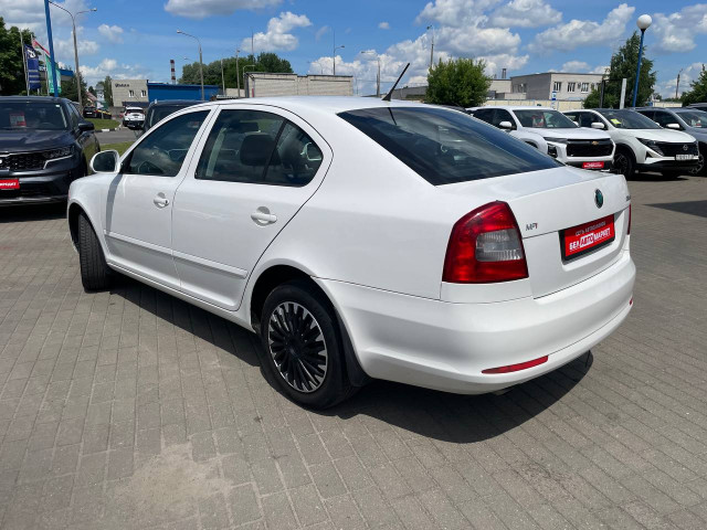 Фото автомобиля 6