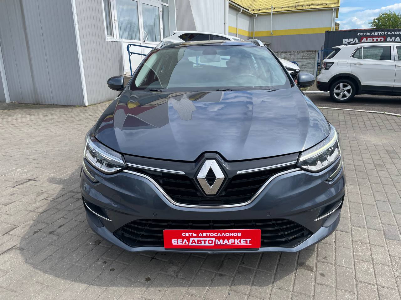 Фото автомобиля 3