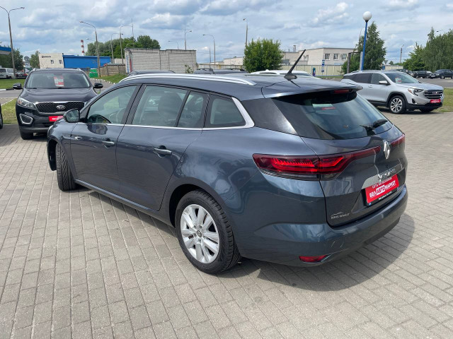 Фото автомобиля 8