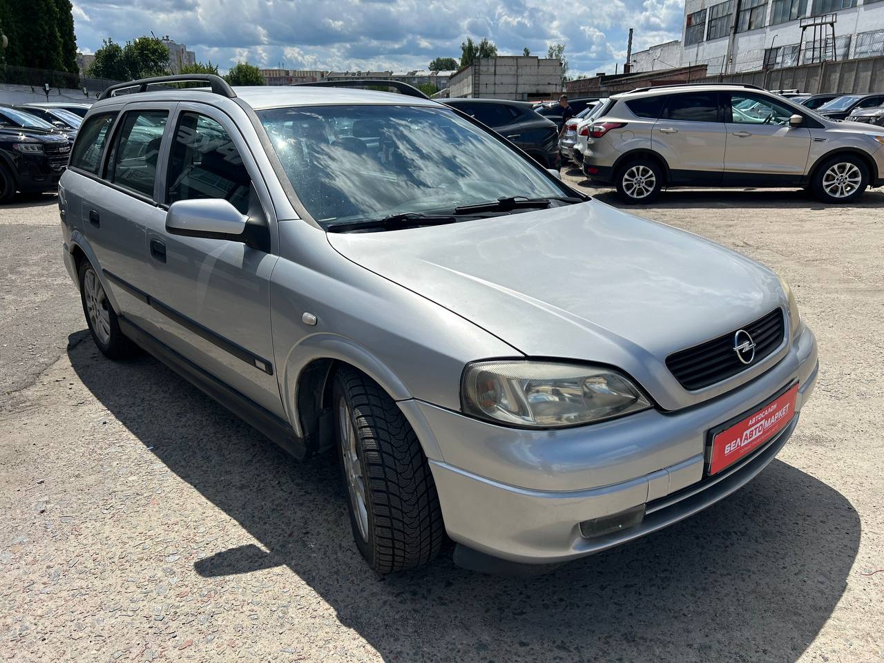 Фото автомобиля 3