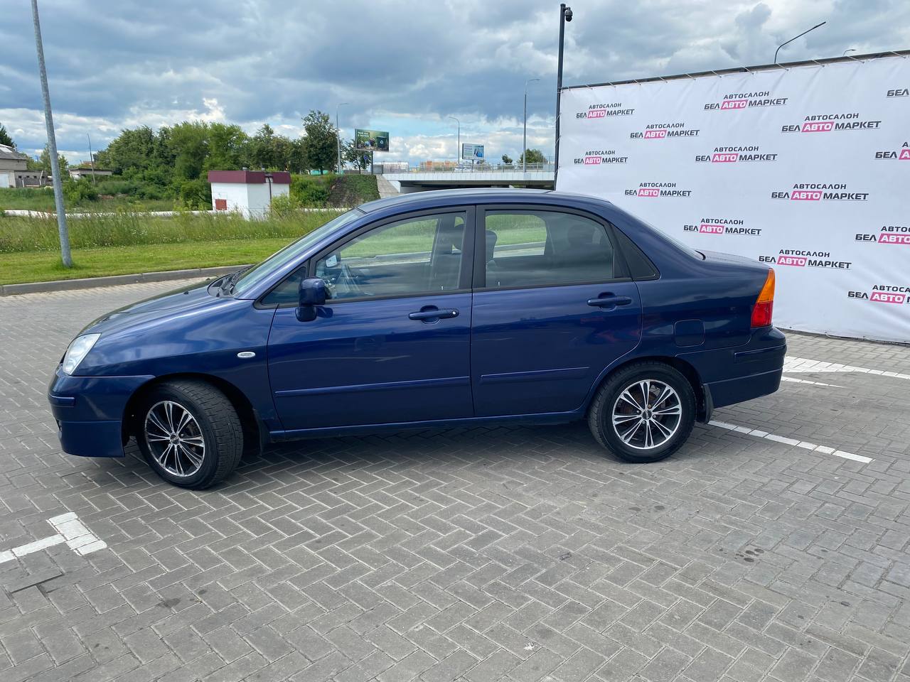 Фото автомобиля 8