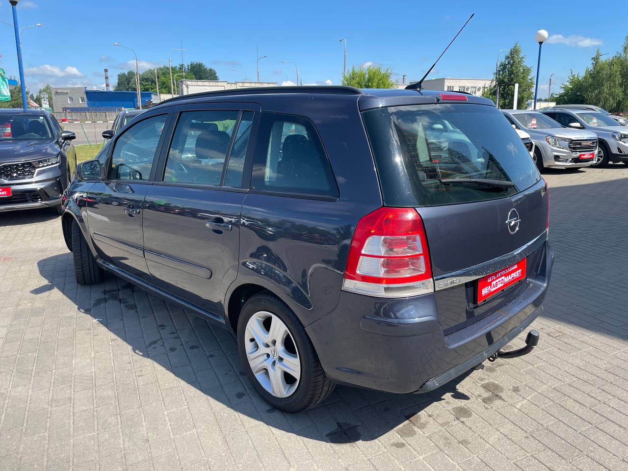 Фото автомобиля 7