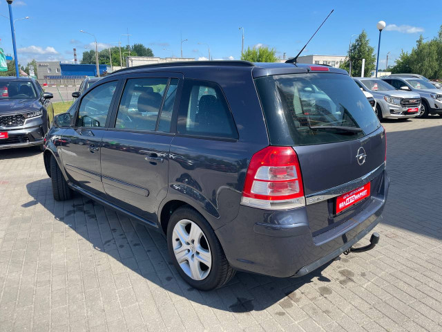 Фото автомобиля 7