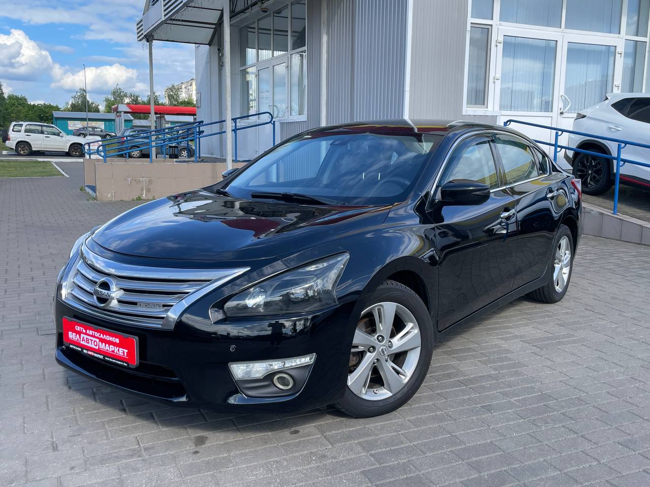 авто с пробегом nissan teana 2014