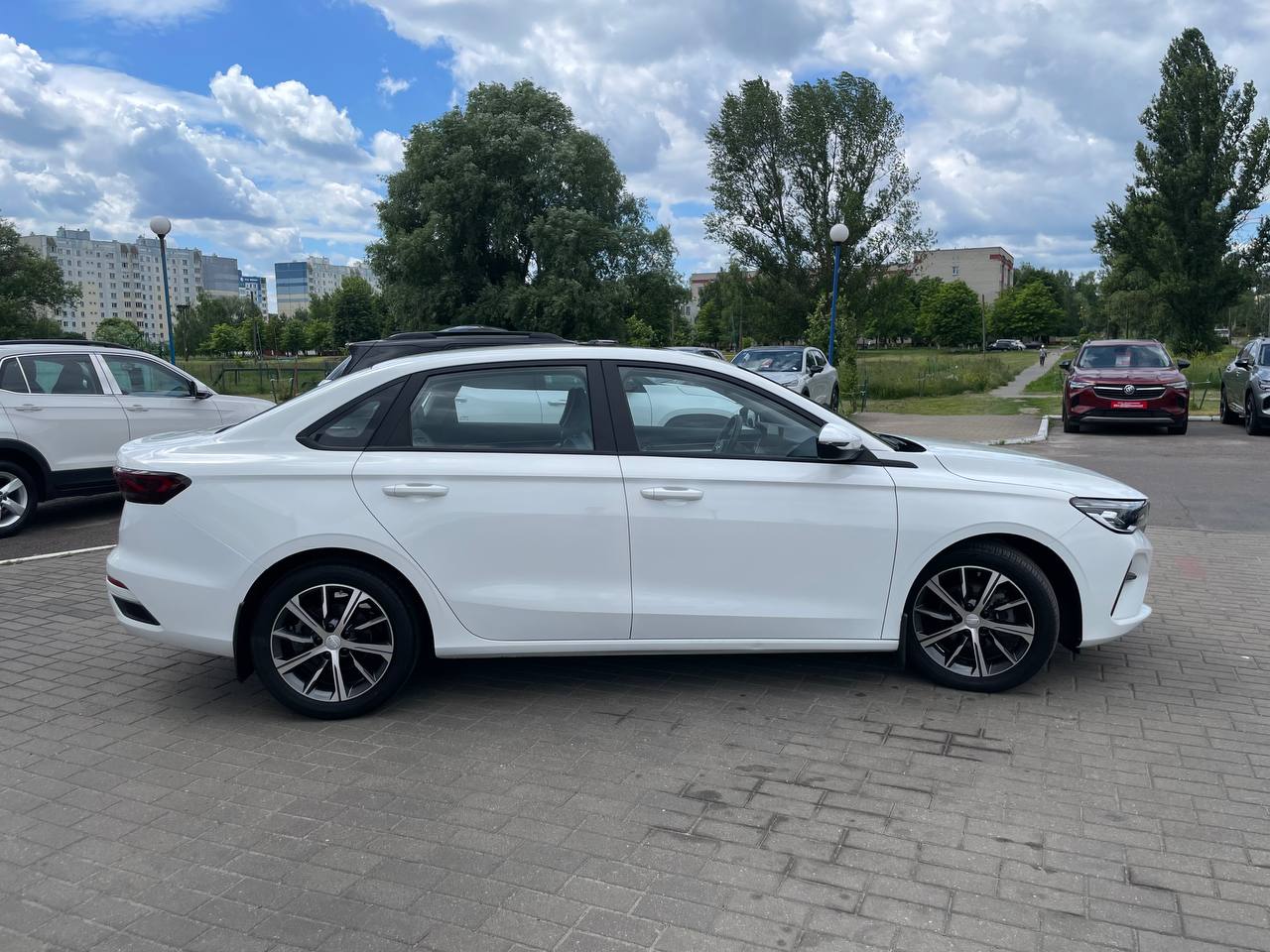 Фото автомобиля 2