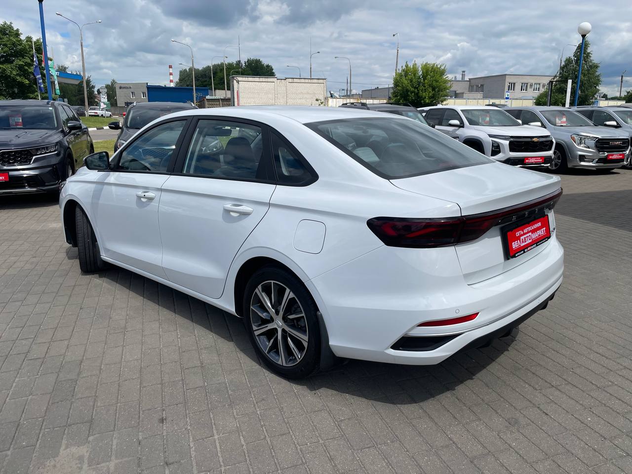Фото автомобиля 6