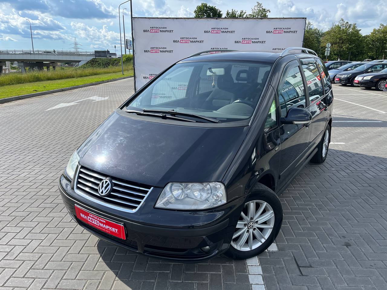 авто с пробегом volkswagen sharan 2004