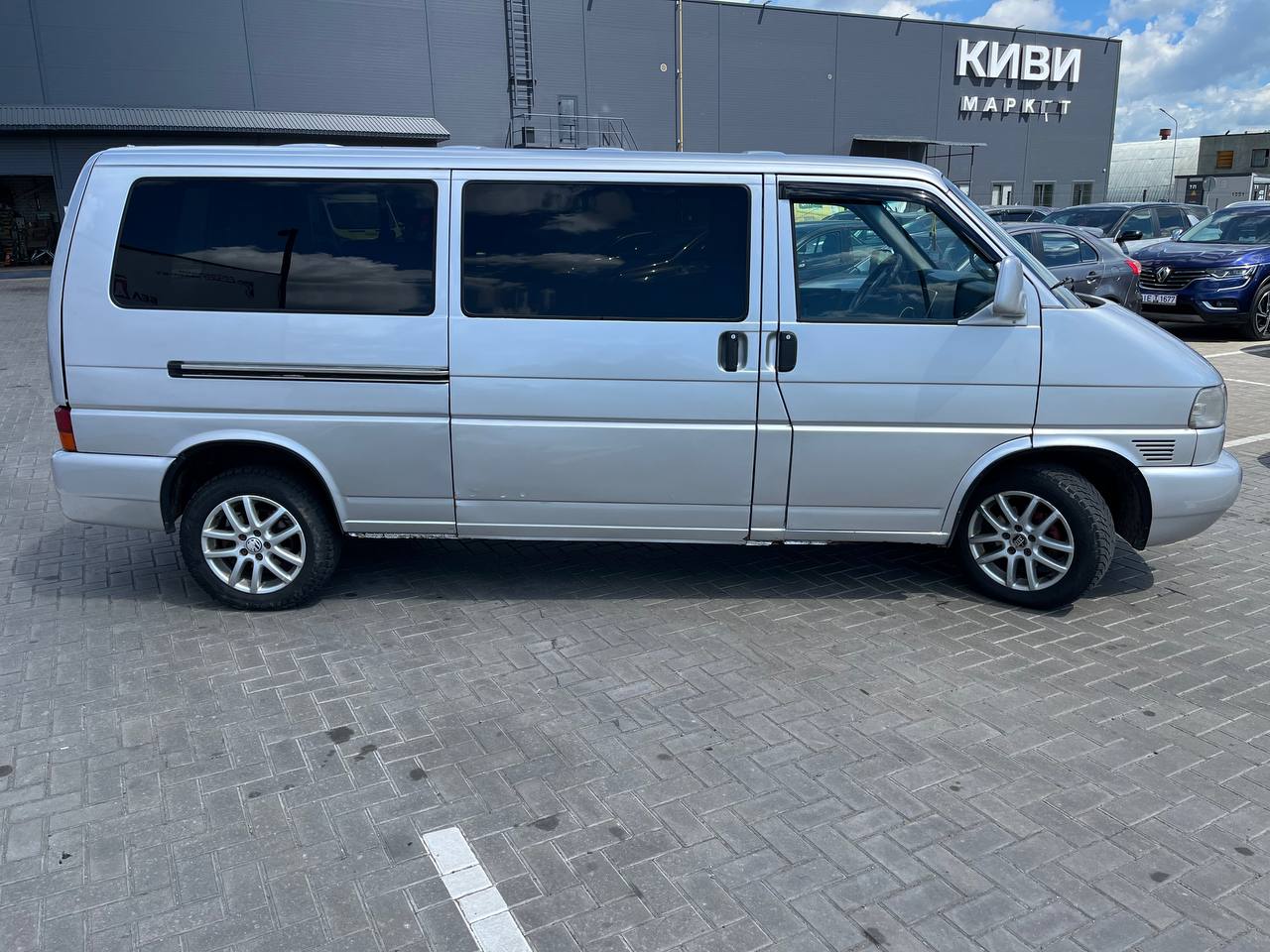 Фото автомобиля 3