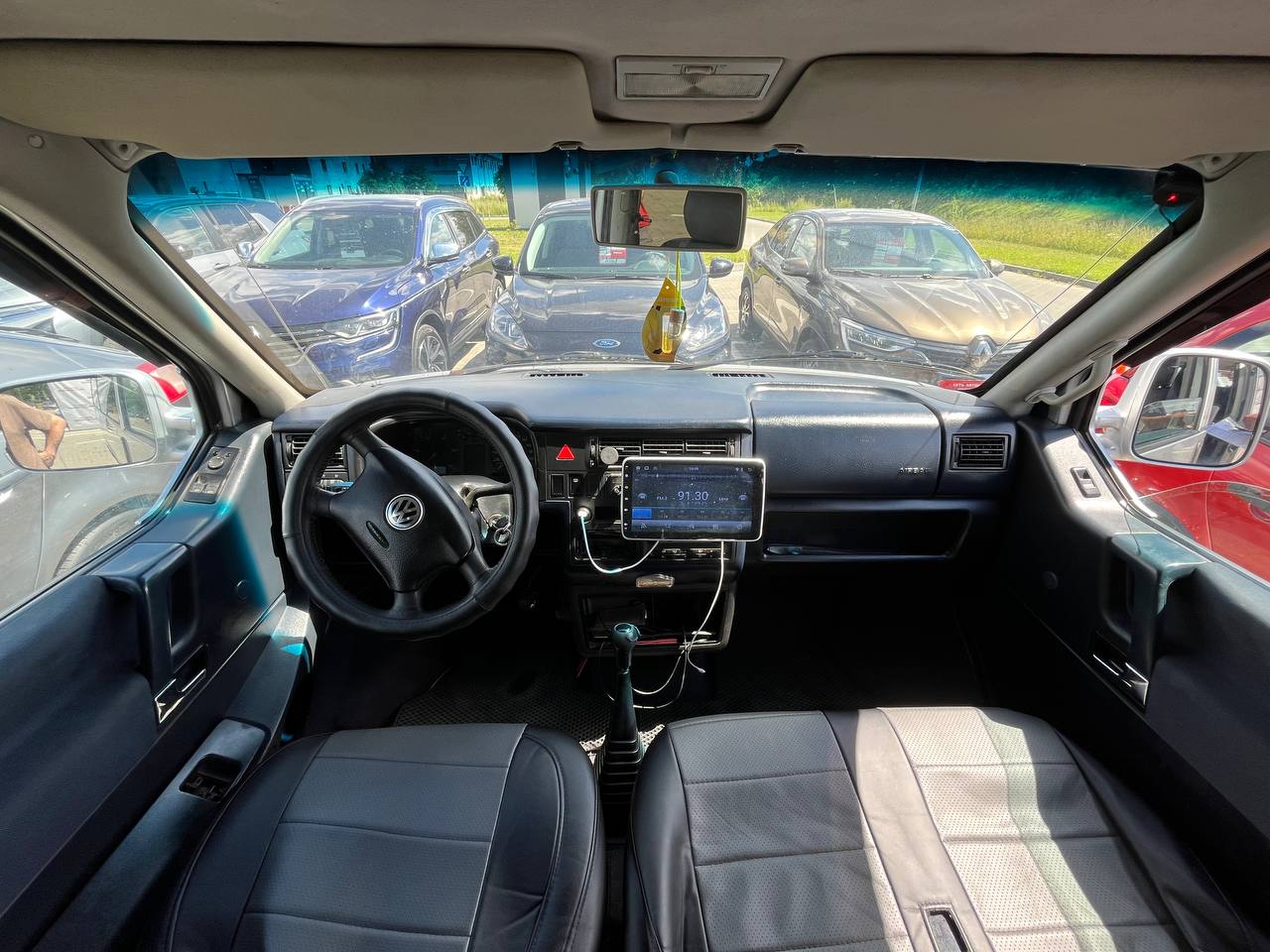 Фото автомобиля 12