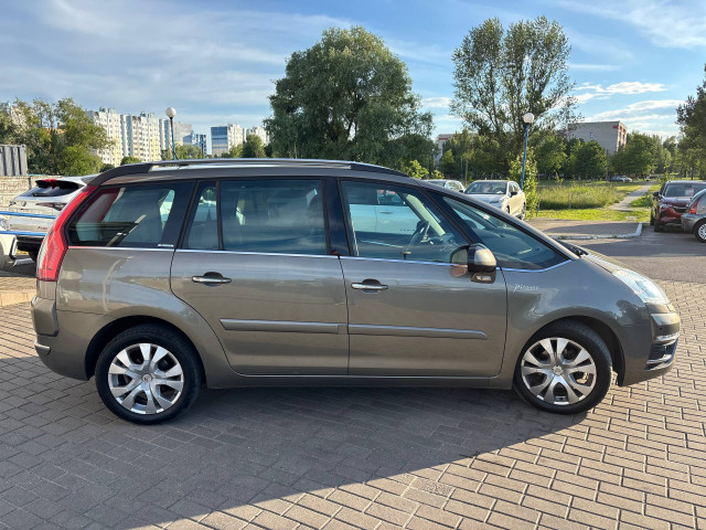 Фото автомобиля 5