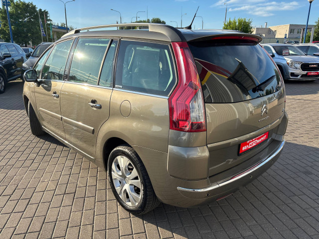 Фото автомобиля 6