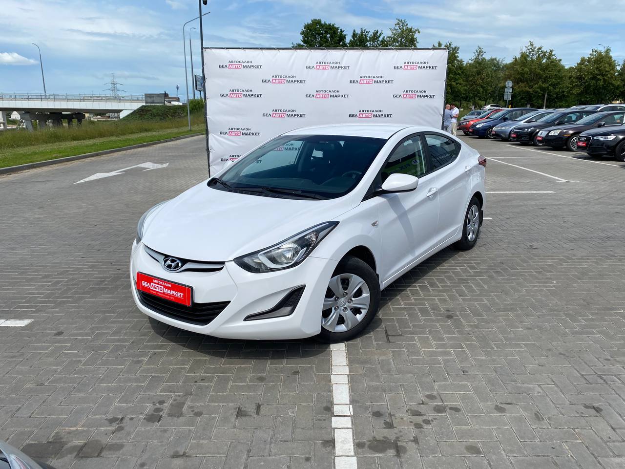 авто с пробегом hyundai elantra 2015