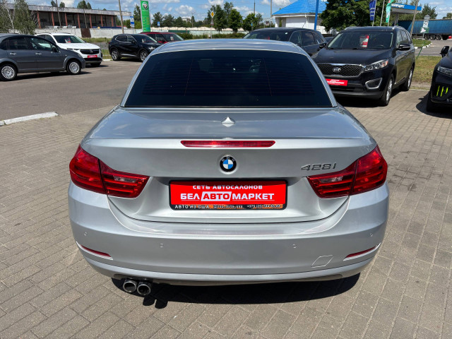 Фото автомобиля 8