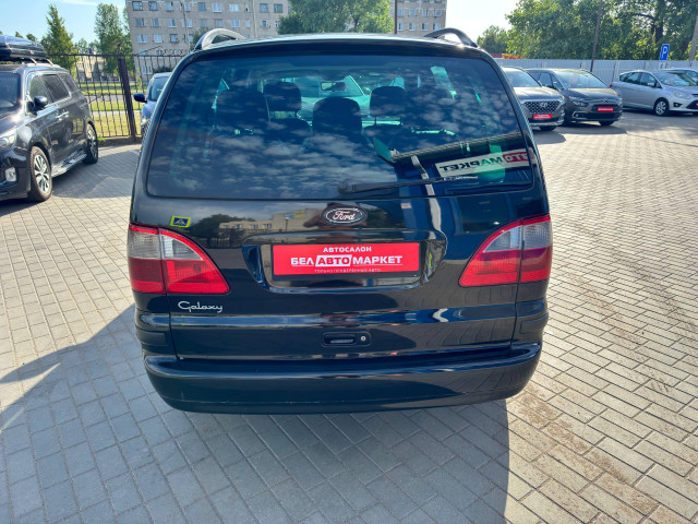 Фото автомобиля 6