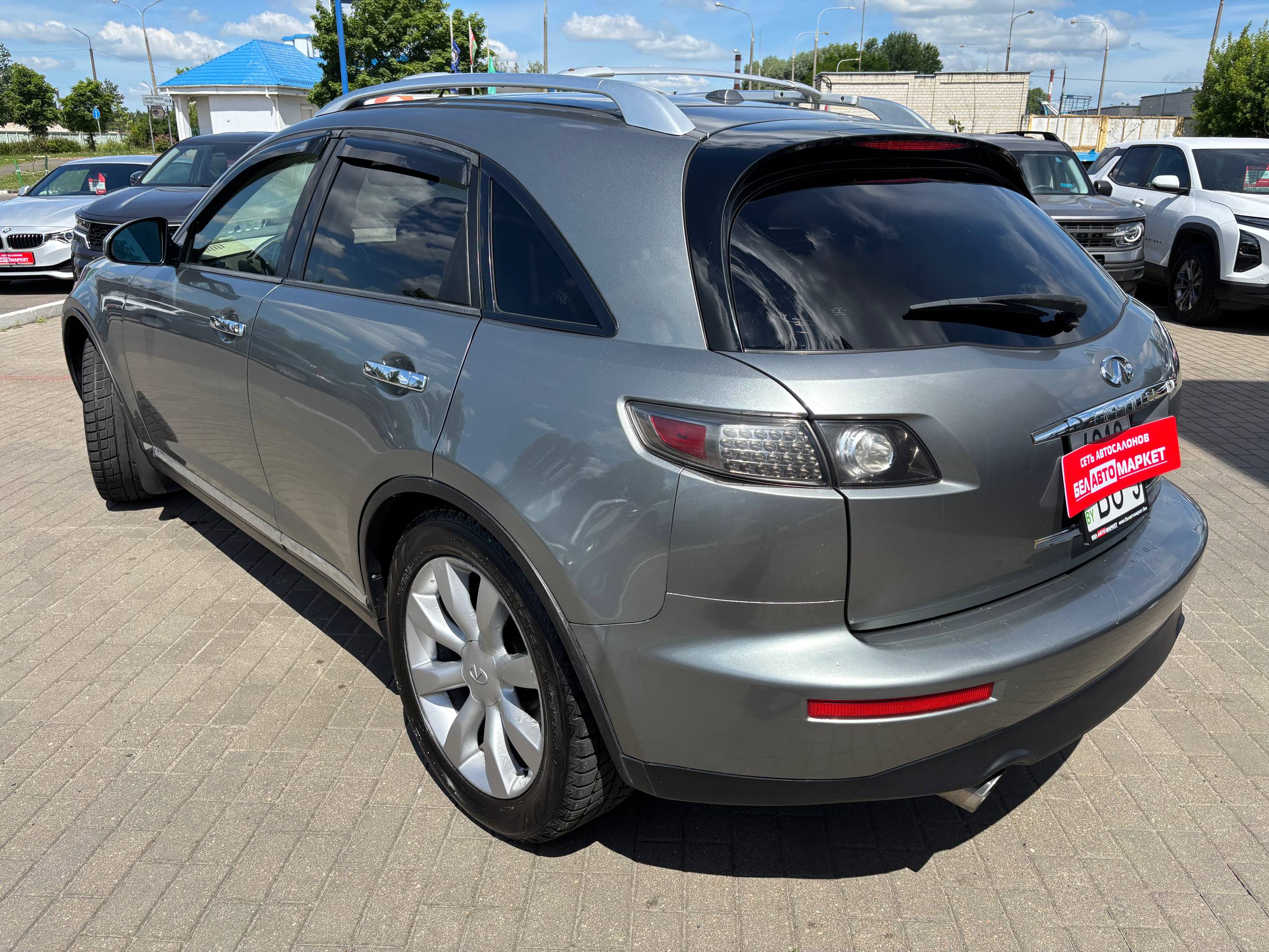 Фото автомобиля 8