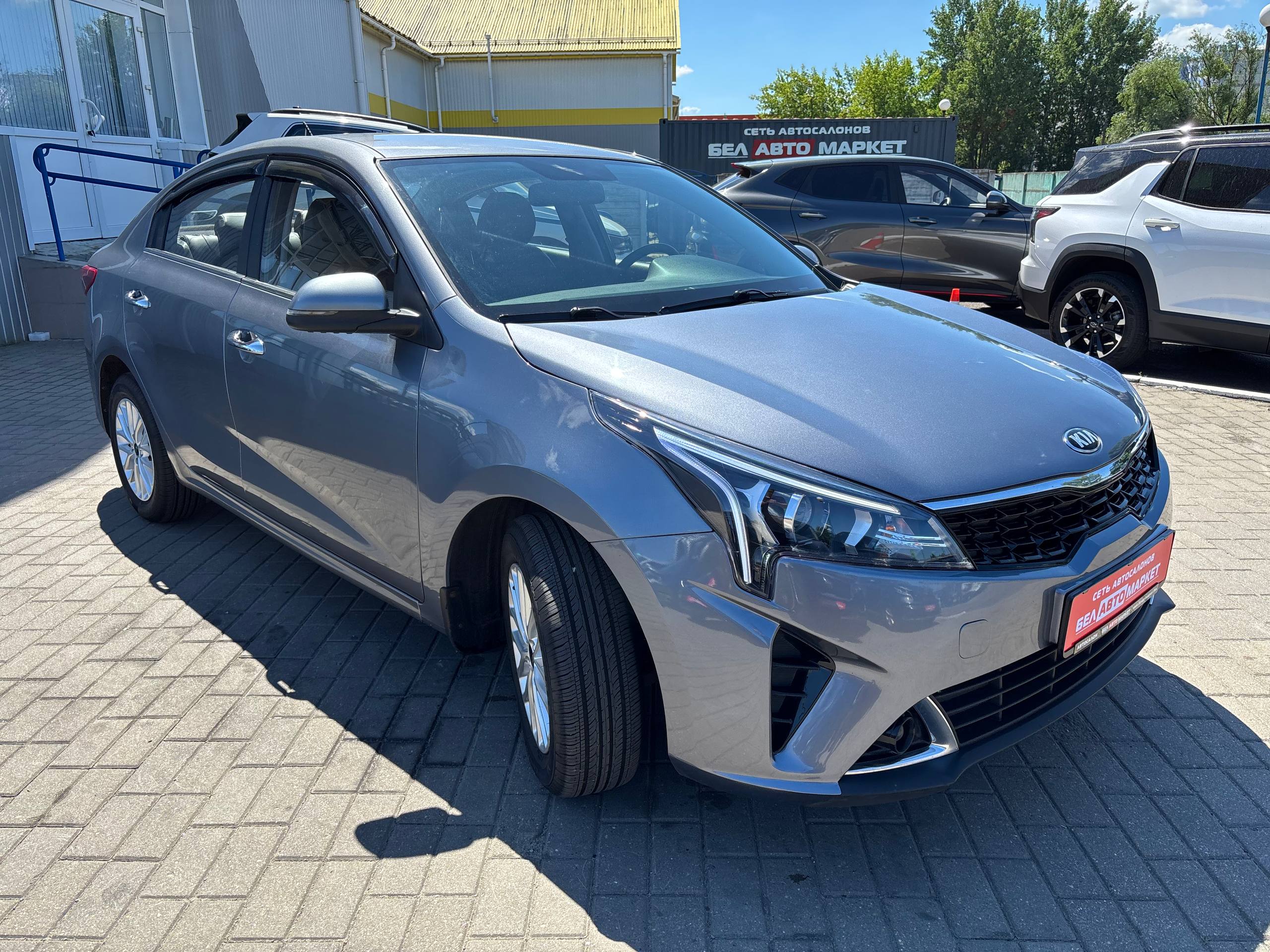 Фото автомобиля 3