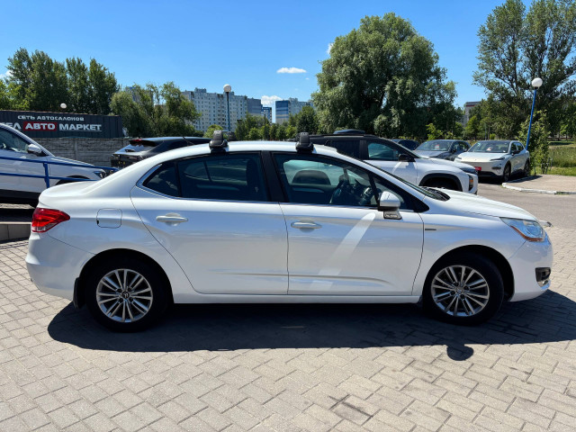 Фото автомобиля 1