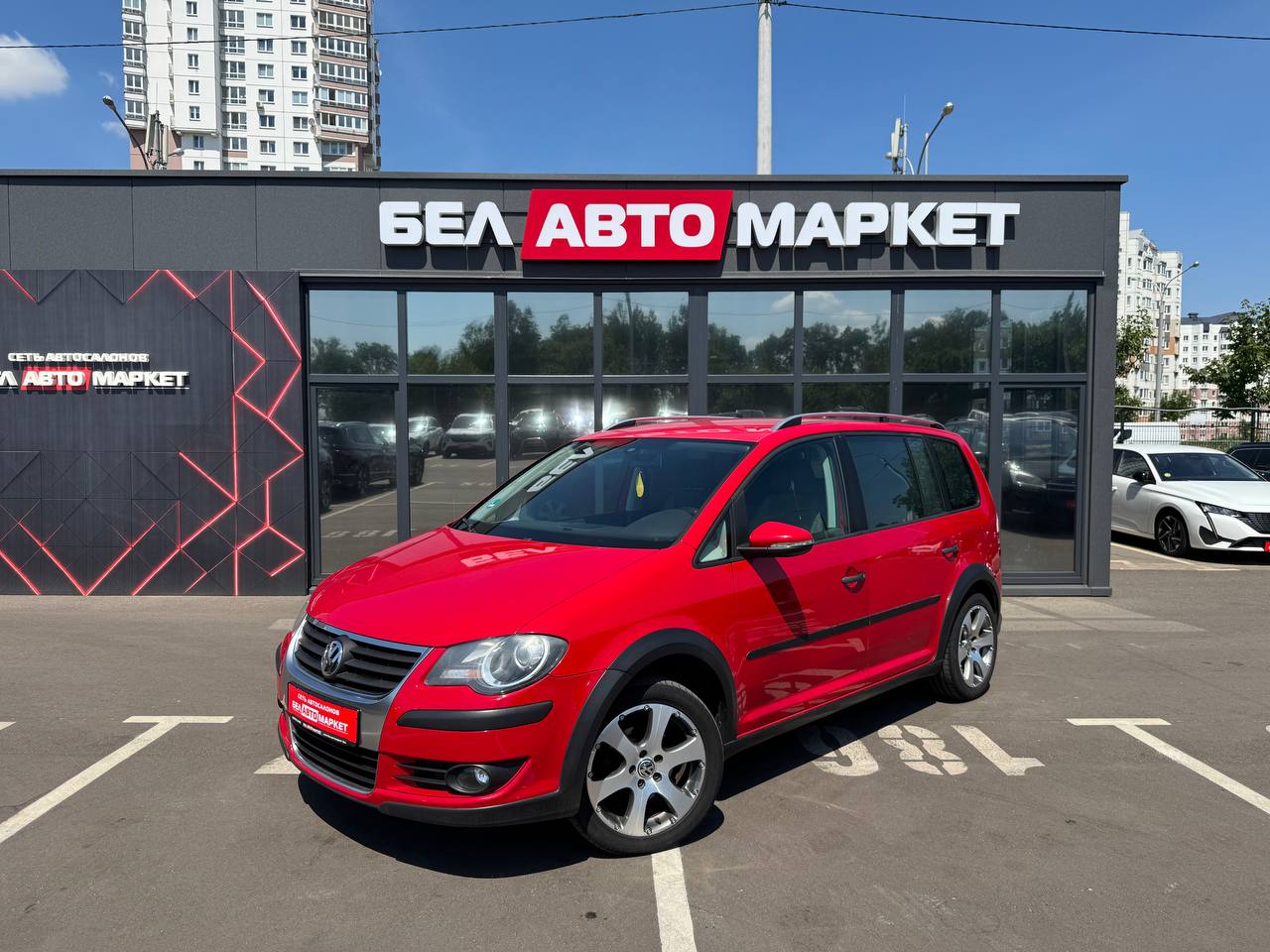 авто с пробегом volkswagen touran 2009