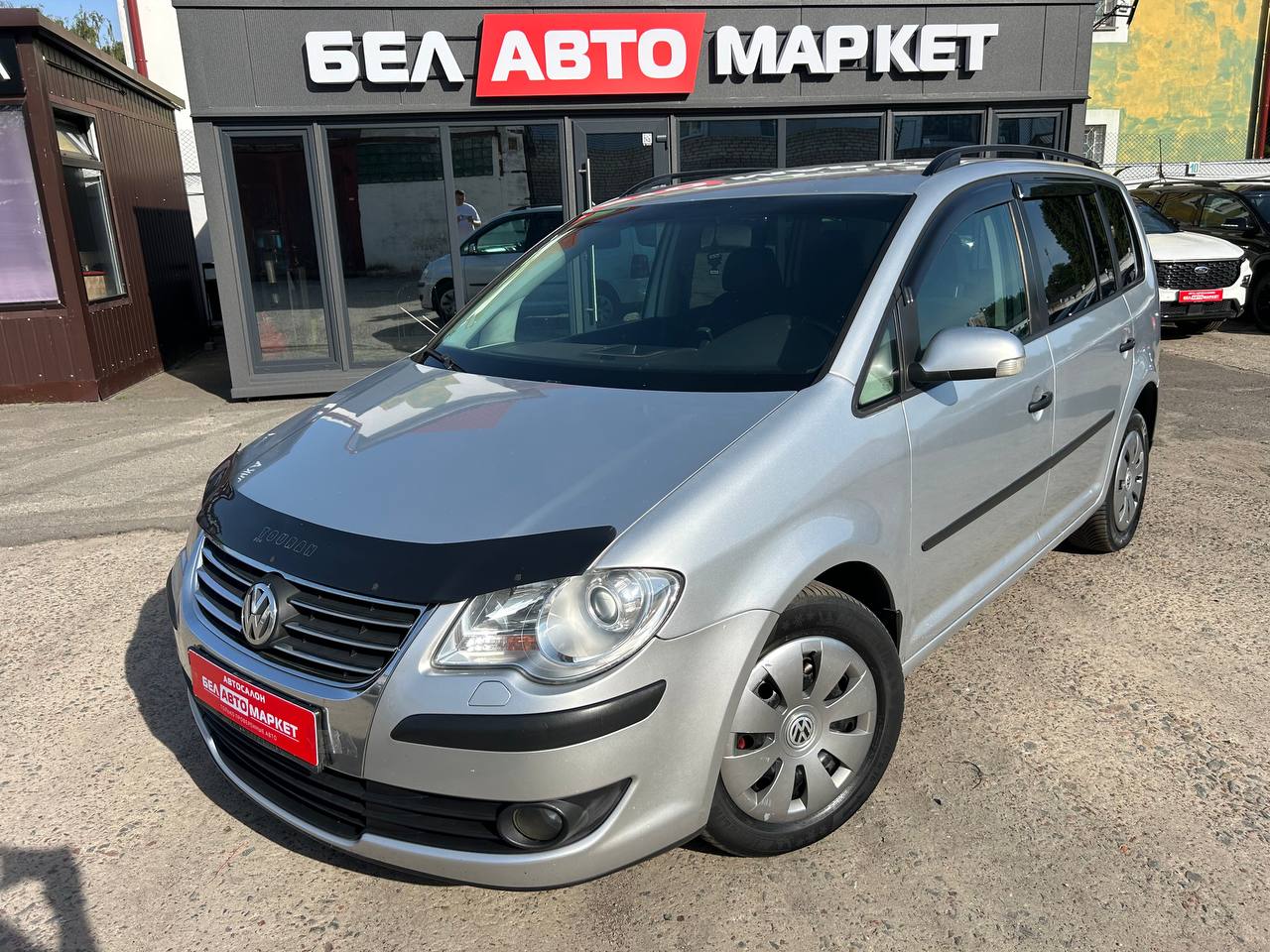 авто с пробегом volkswagen touran 2007