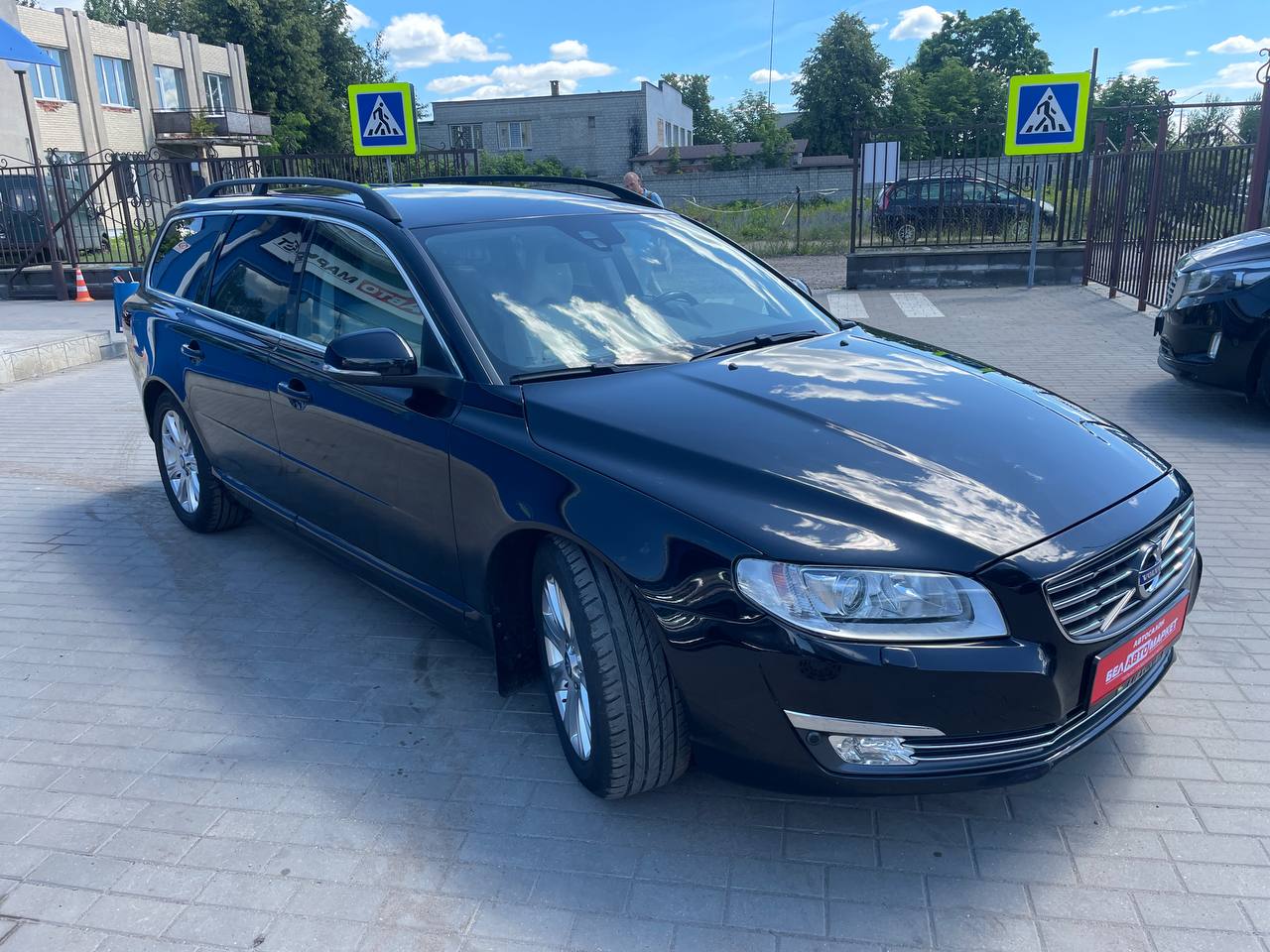Фото автомобиля 3