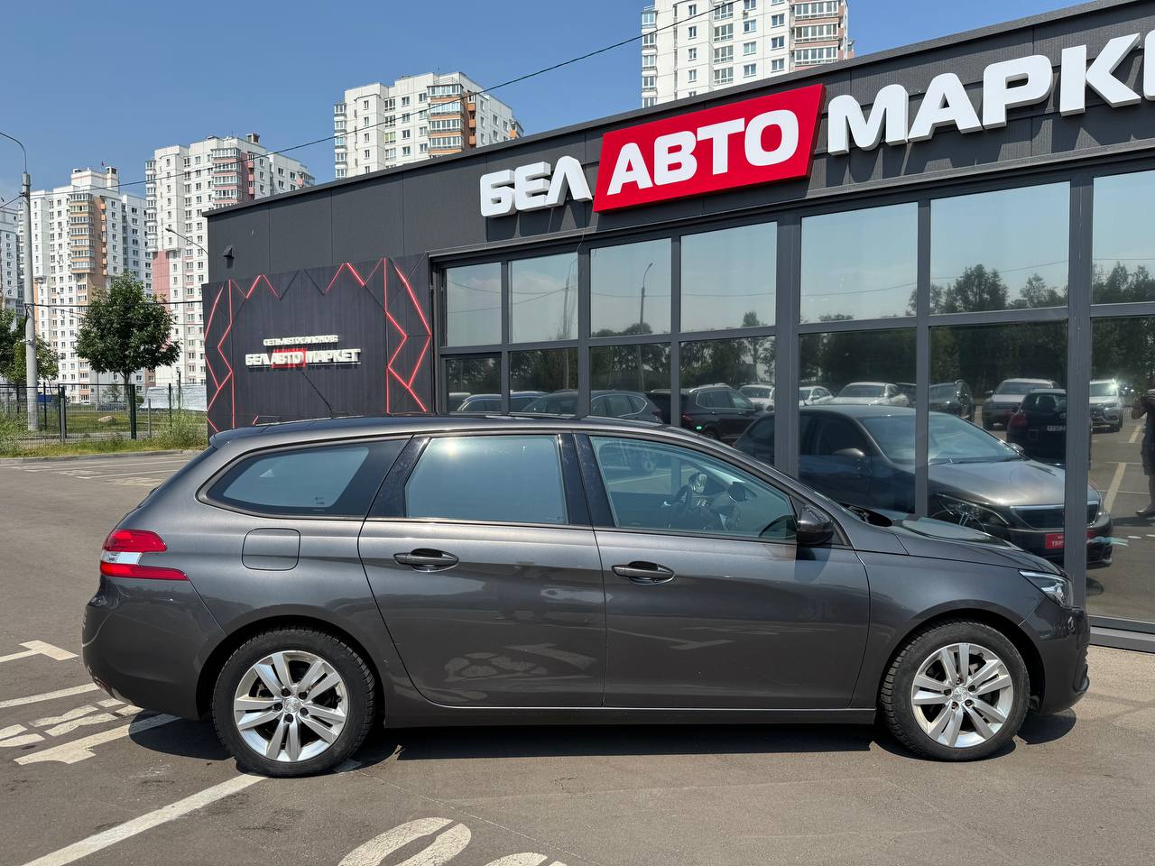 Фото автомобиля 3