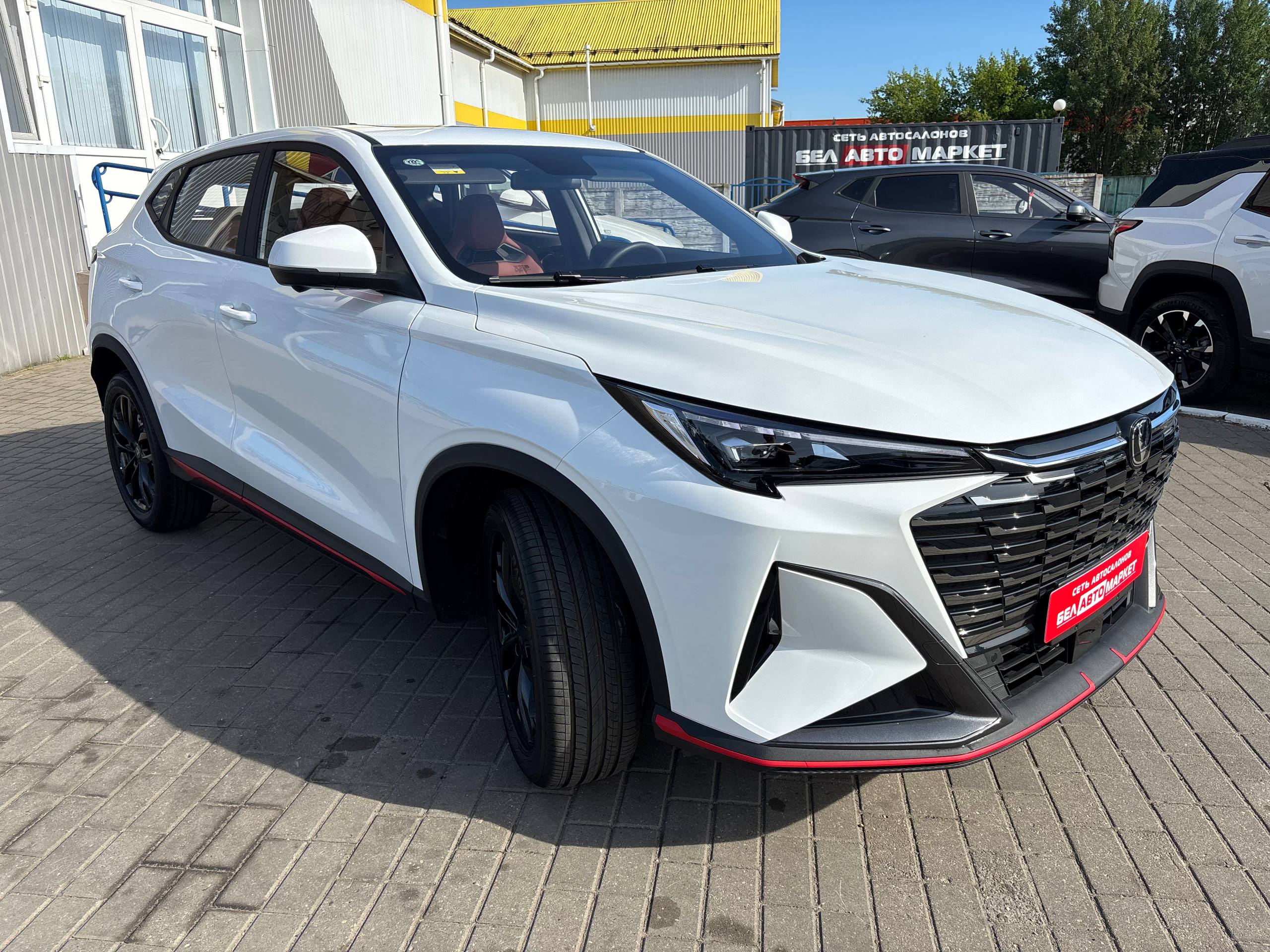 Фото автомобиля 3
