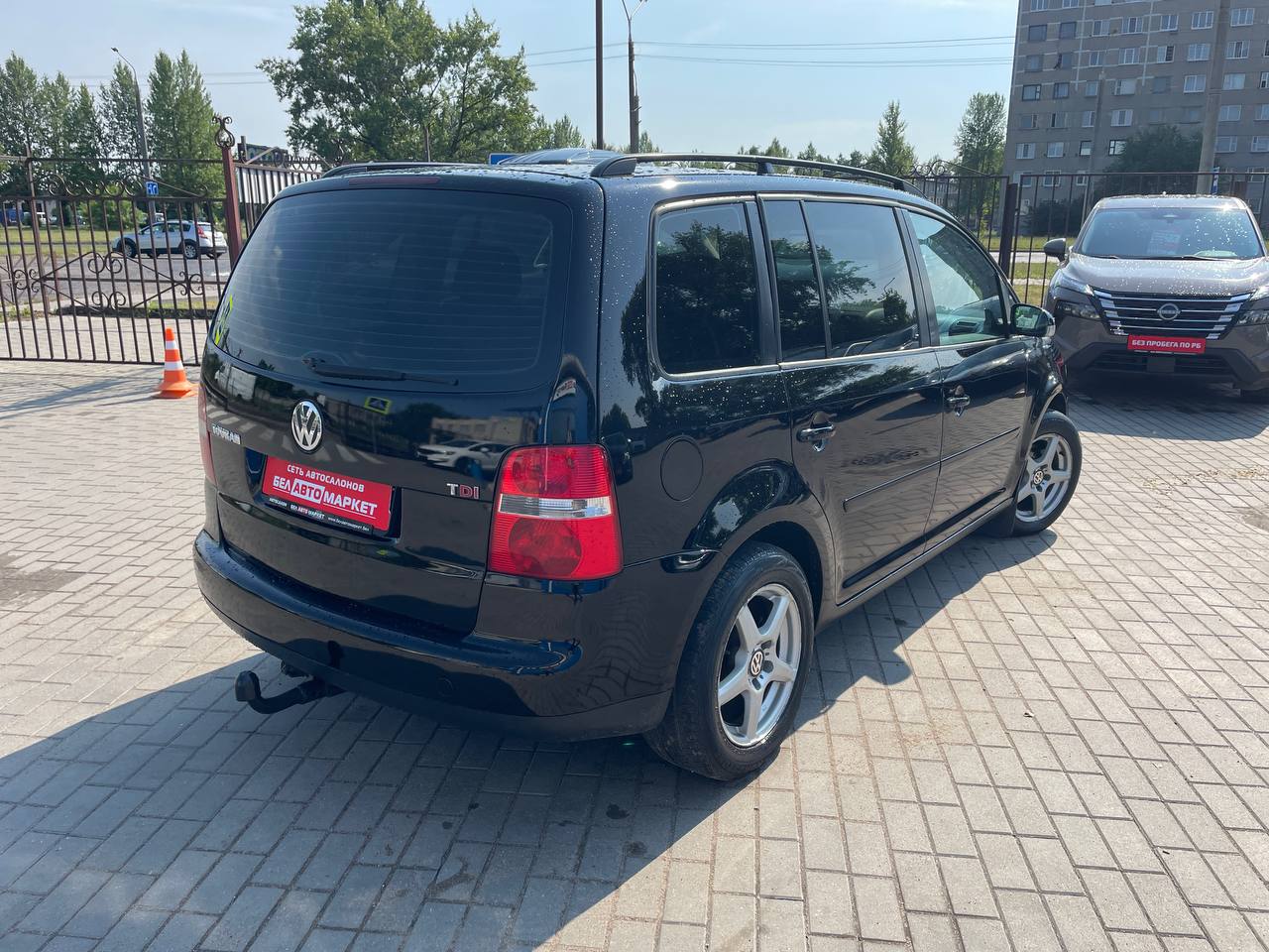 Фото автомобиля 12