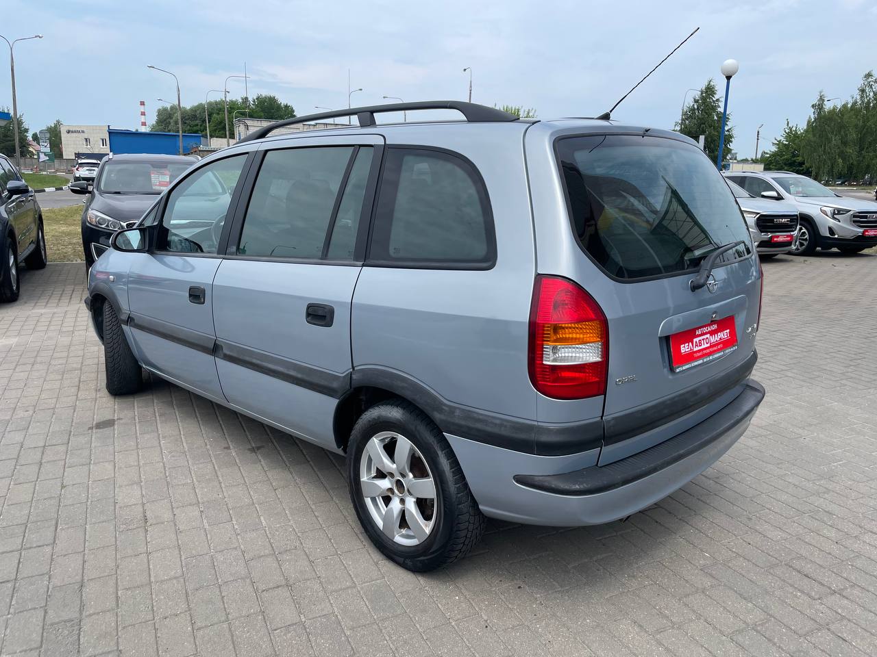 Фото автомобиля 6