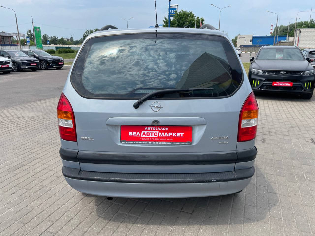 Фото автомобиля 5