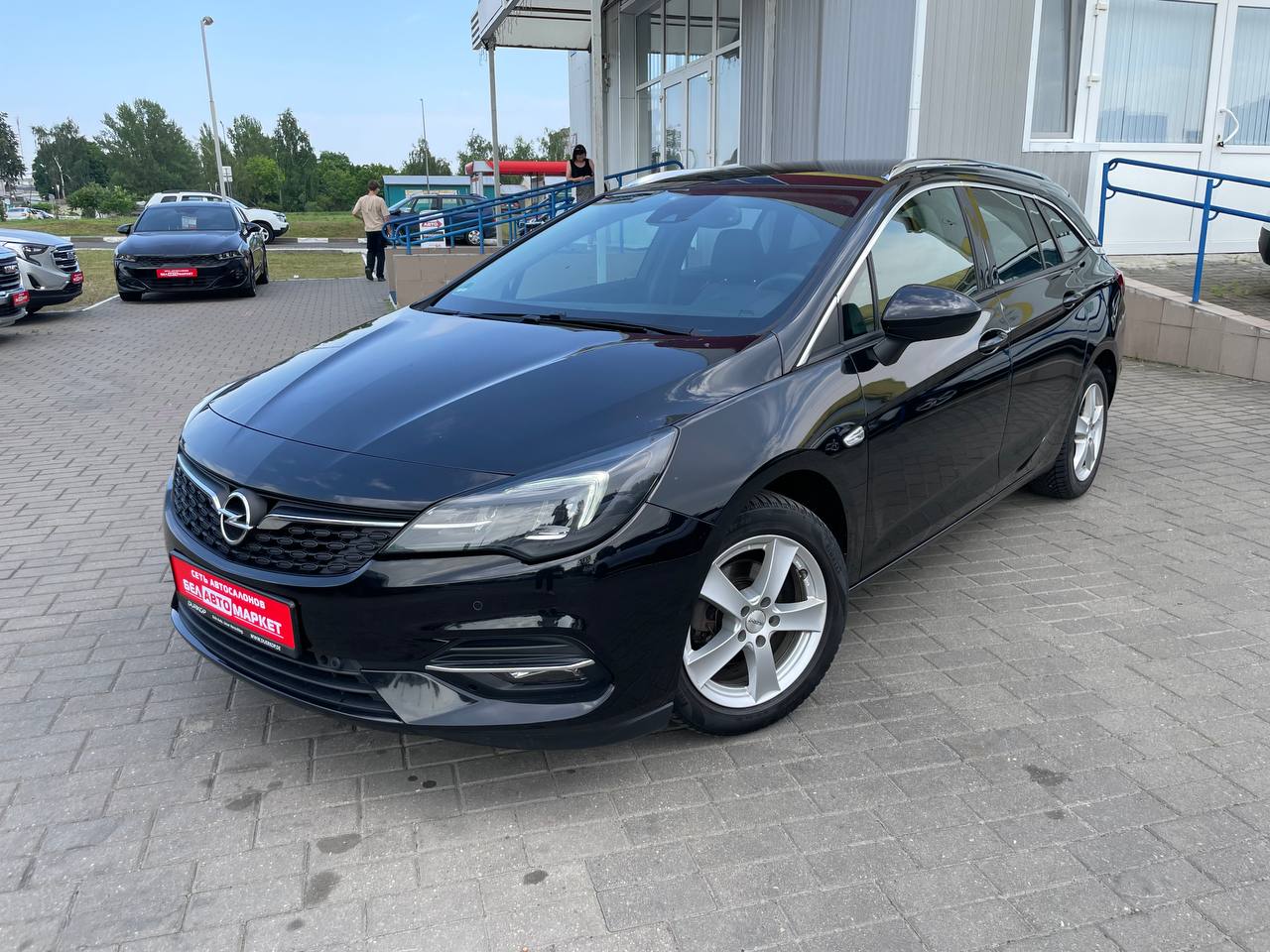 авто с пробегом opel astra 2020