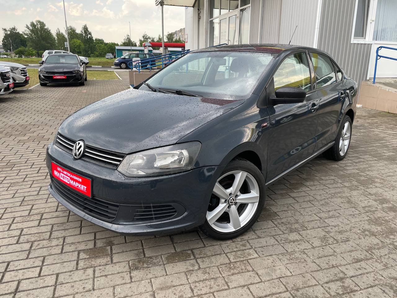 авто с пробегом volkswagen polo sedan 2011