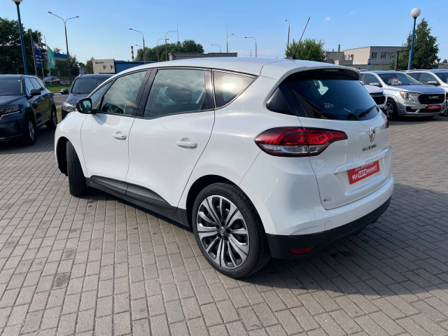 Фото автомобиля 7