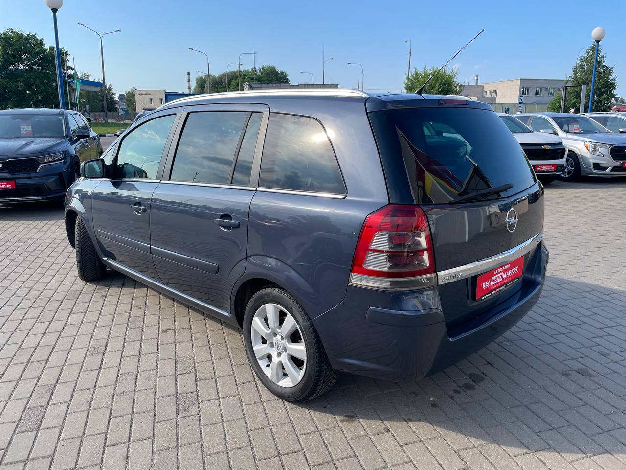 Фото автомобиля 6