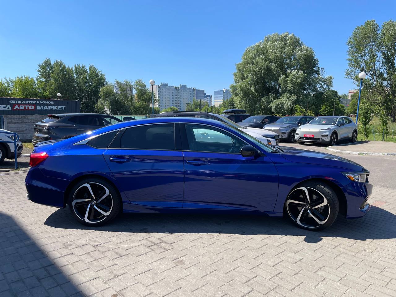 Фото автомобиля 2