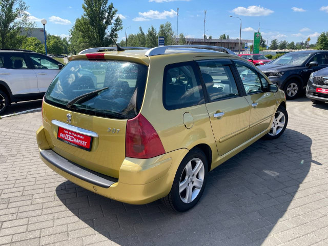 Фото автомобиля 5