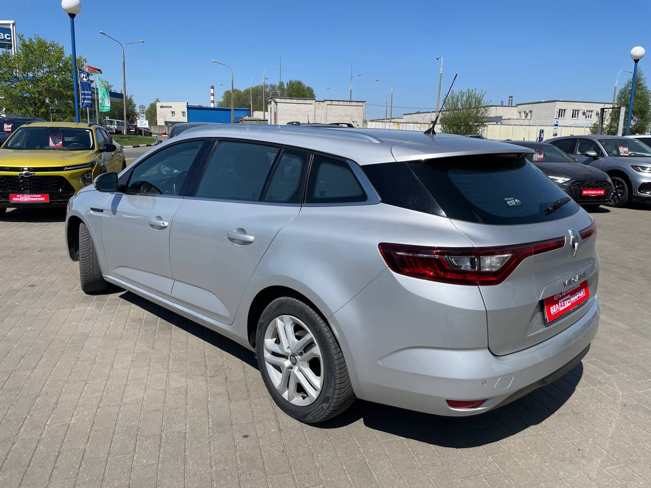 Фото автомобиля 7