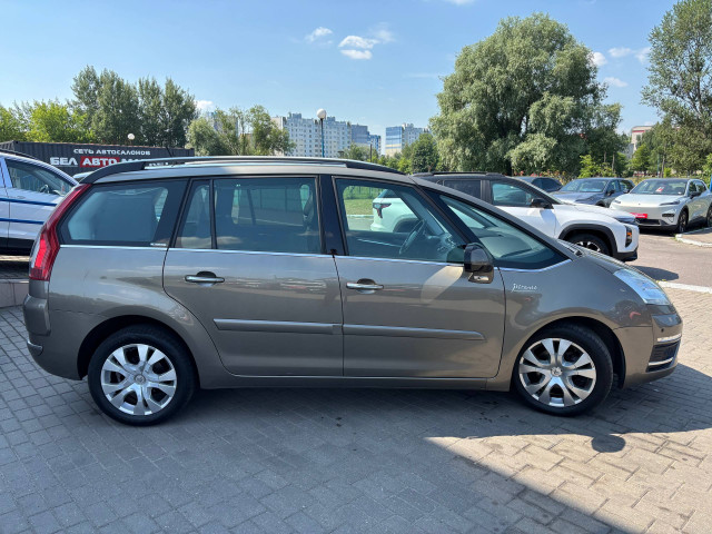 Фото автомобиля 5