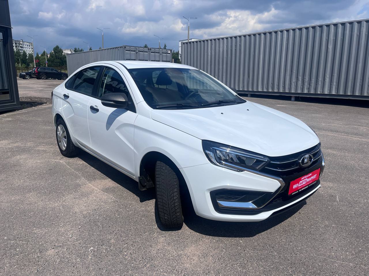 Фото автомобиля 2