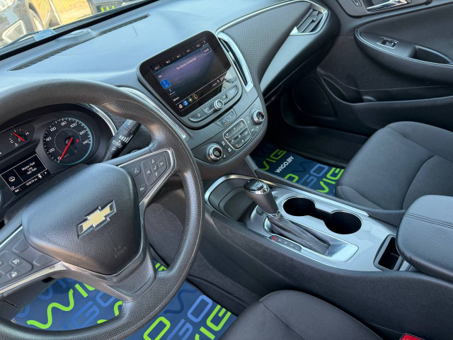 Фото автомобиля 12