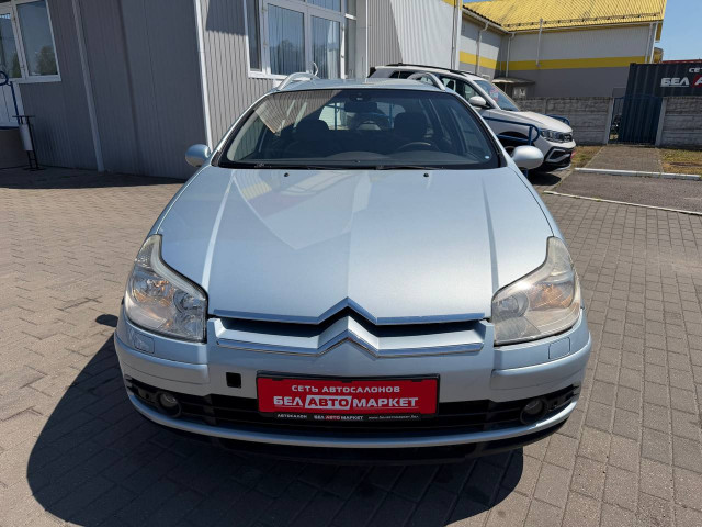 Фото автомобиля 3