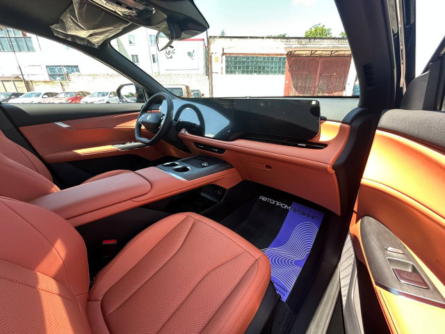 Фото автомобиля 13