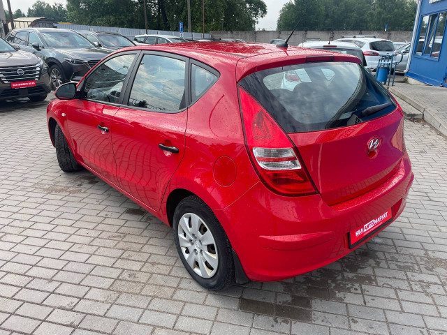 Фото автомобиля 7