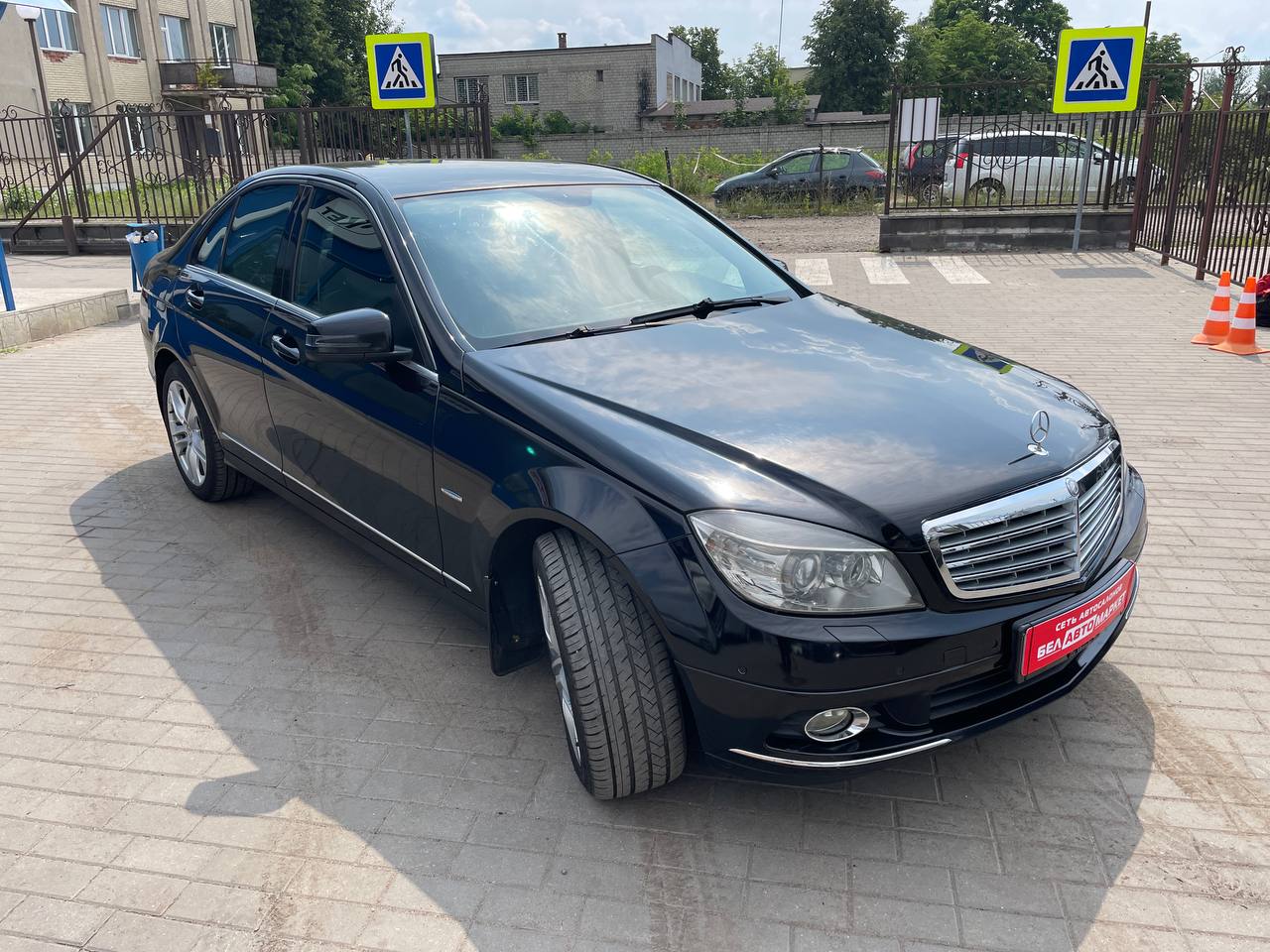 Фото автомобиля 3