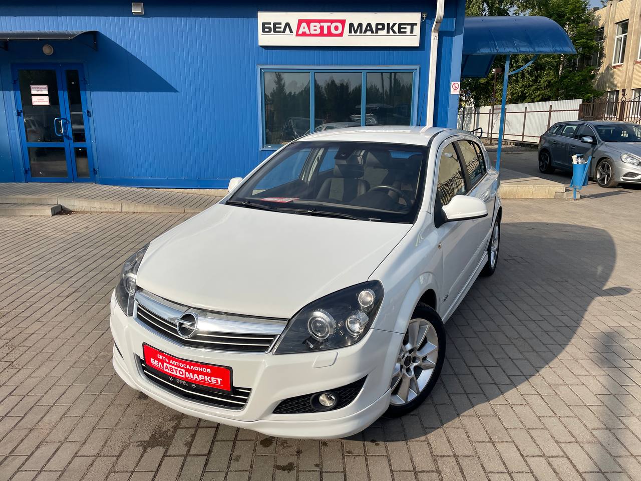 авто с пробегом opel astra 2011