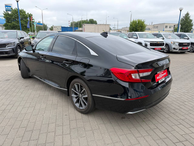 Фото автомобиля 7