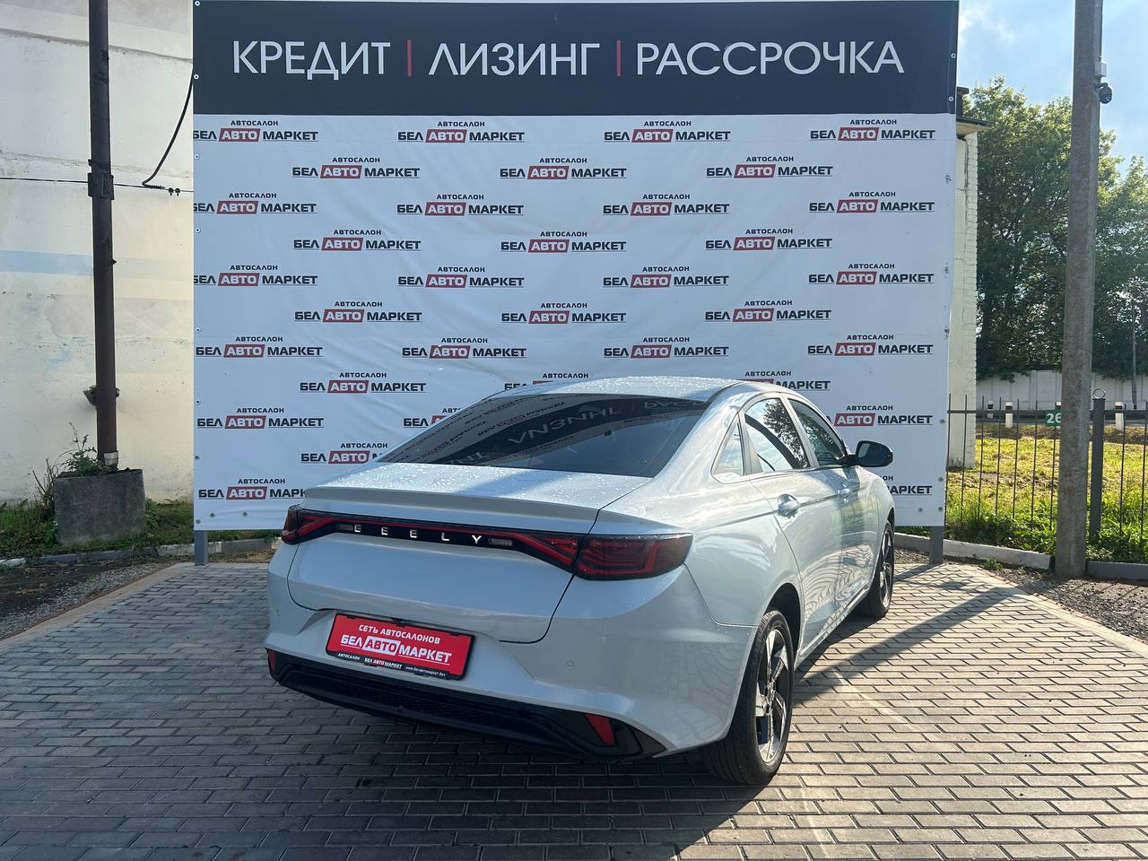 Фото автомобиля 3