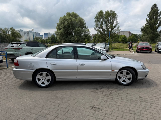 Фото автомобиля 2