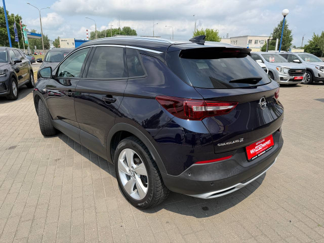 Фото автомобиля 7