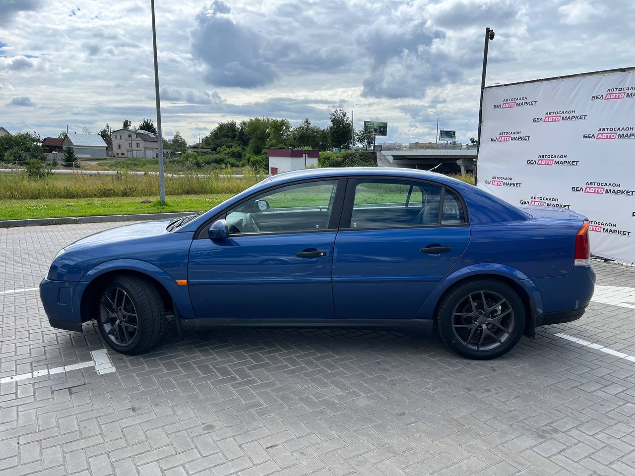 Фото автомобиля 7